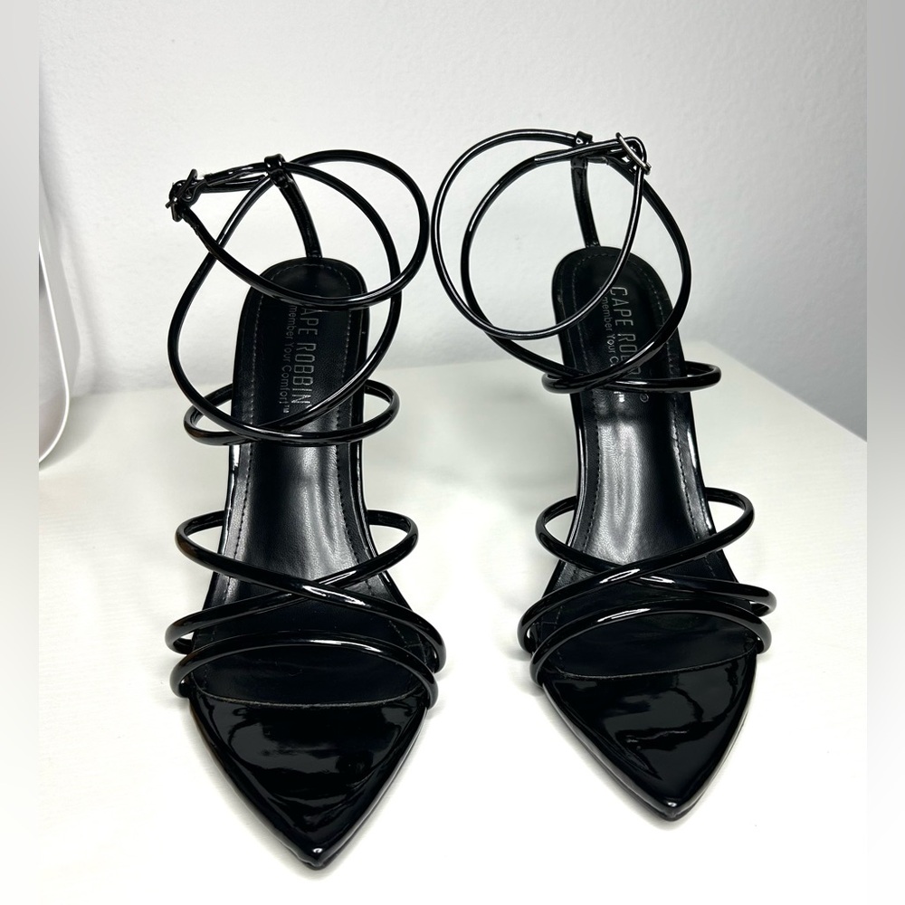 Cape Robbin Black Strappy Patent Heels